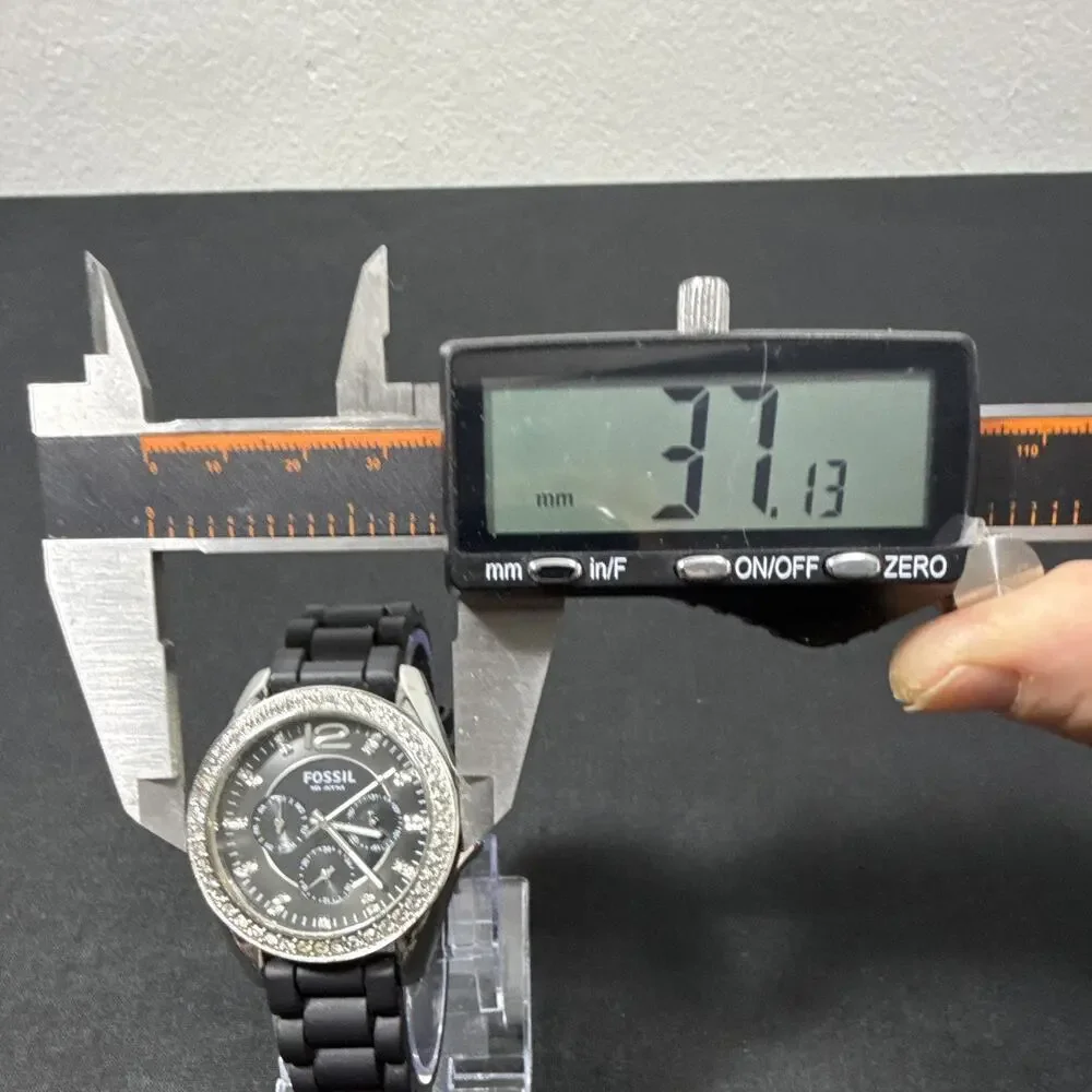Fossil up auction